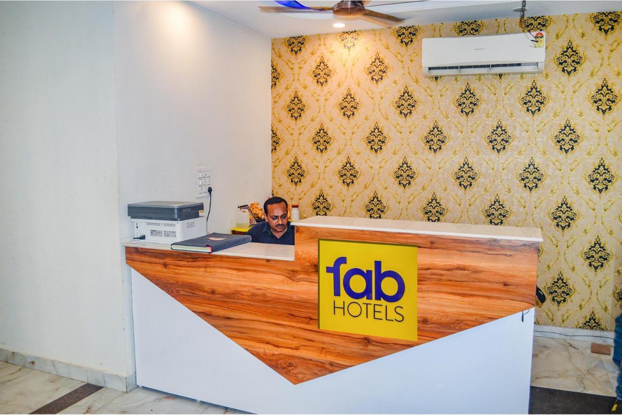 Fabhotel The Golf Inn Noida Exterior foto